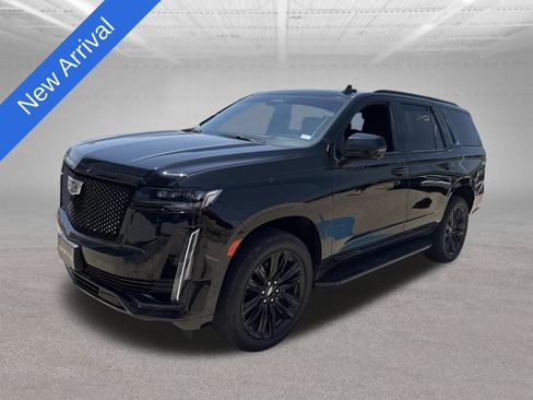 Used 2022 Cadillac Escalade Sport RWD image 1