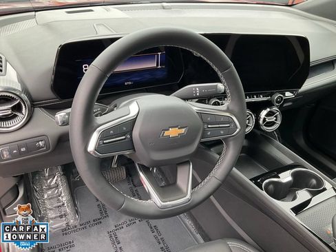 Used 2024 Chevrolet Blazer EV LT AWD/4WD image 14