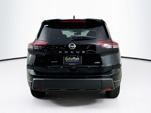 Used 2025 Nissan Rogue SV AWD/4WD image 7