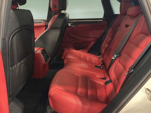 Used 2021 Porsche Macan GTS image 14