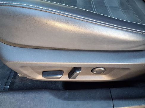 Used 2024 Mitsubishi Outlander SE image 20