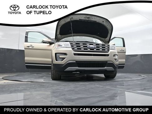 Used 2017 Ford Explorer Limited w/ Equipment Group 301A FWD image 65