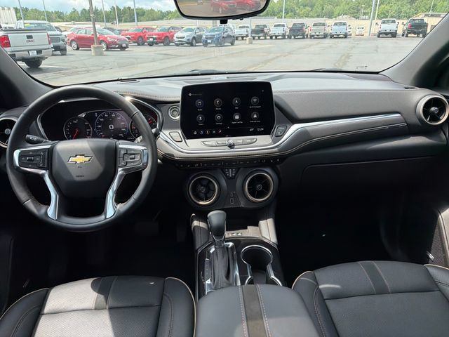 Used 2025 Chevrolet Blazer Premier w/ Driver Confidence II Package AWD/4WD image 30