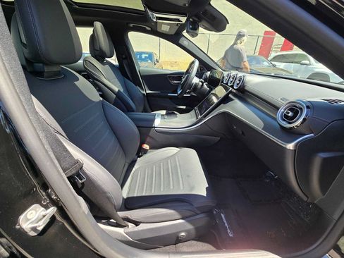 Used 2025 Mercedes-Benz C 300 4MATIC Sedan image 12