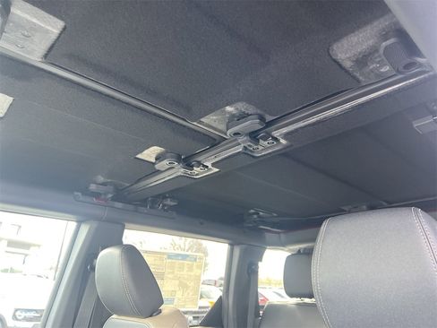 New 2026 Ford Bronco Big Bend w/ Black Diamond Package image 13