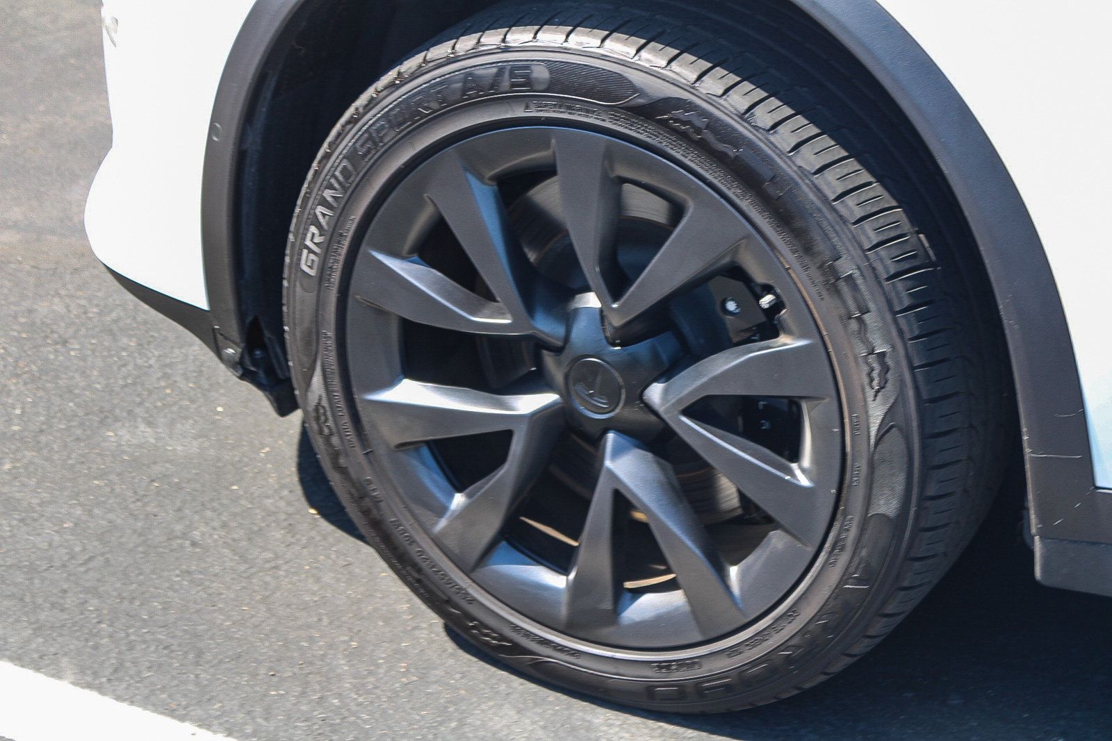 Used 2023 Tesla Model X AWD/4WD image 13