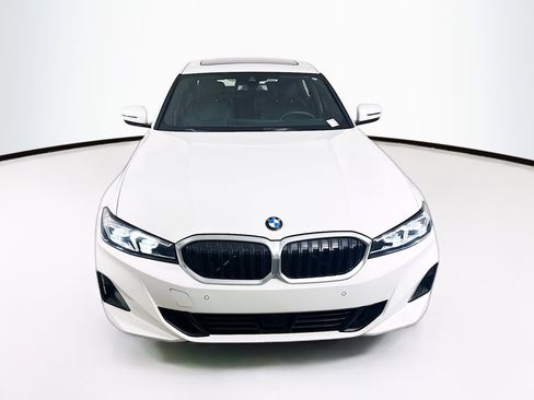 Used 2025 BMW 330i Sedan image 2