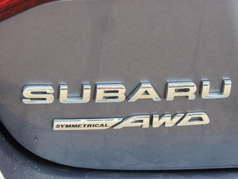 Used 2018 Subaru Legacy 2.5i Limited AWD/4WD image 8