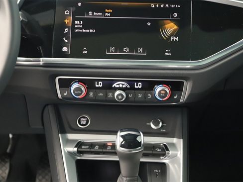 New 2025 Audi Q3 2.0T Premium image 20