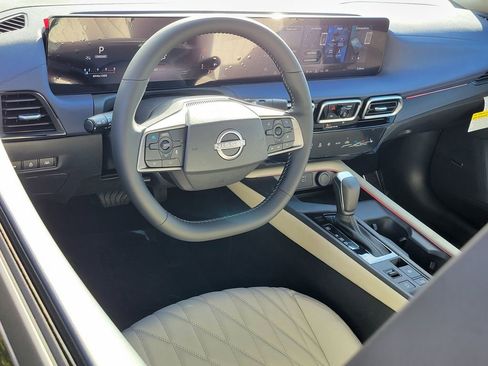 New 2026 Nissan Sentra SL w/ Floor Mat Package image 4