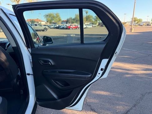 Used 2015 Chevrolet Trax LS w/ LPO, Cargo Package image 16