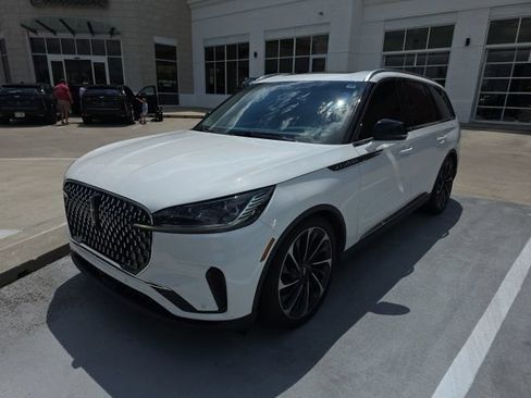 Used 2025 Lincoln Aviator Reserve w/ Equipment Group 201A AWD/4WD image 1