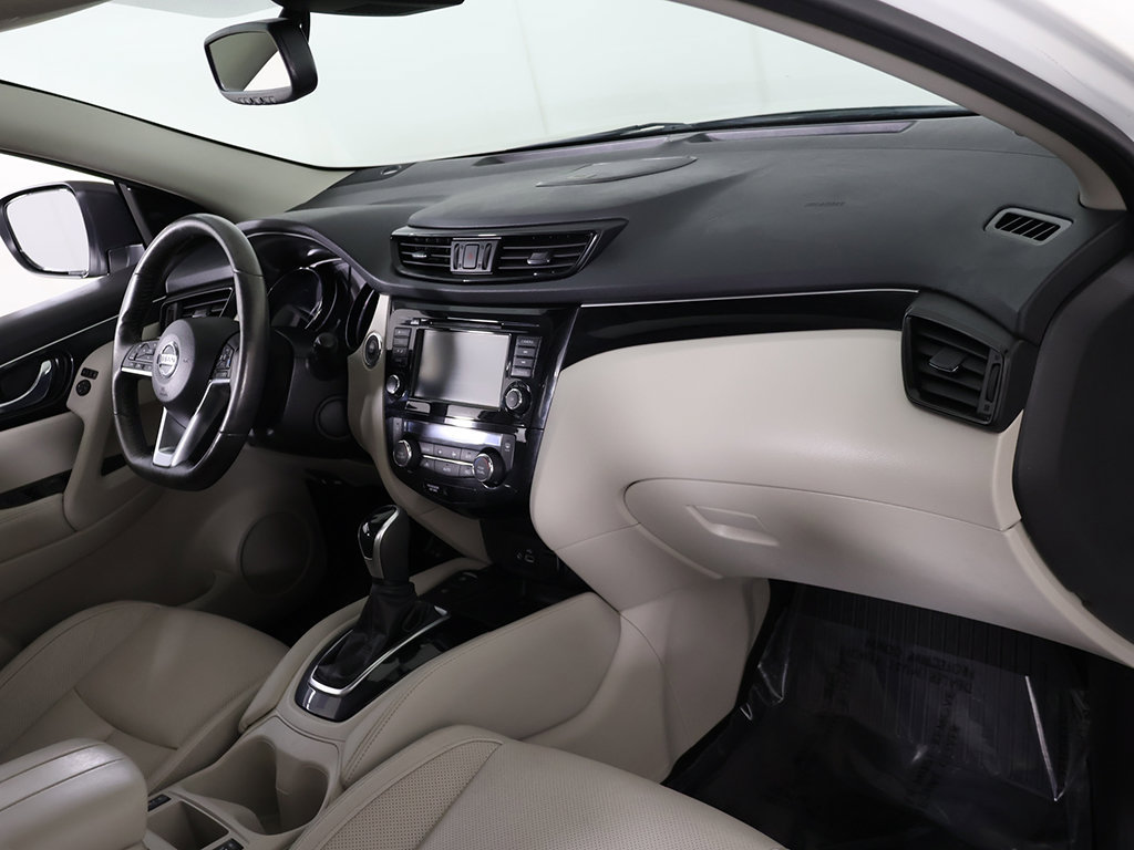Used 2019 Nissan Rogue Sport SL w/ Premium Package AWD/4WD image 30