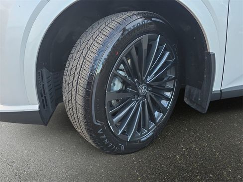 Certified 2024 Lexus RX 350h image 34