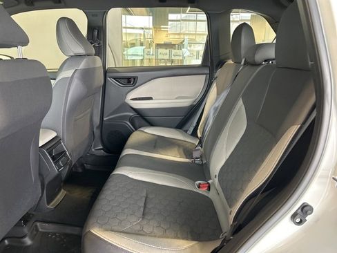 Used 2025 Subaru Forester image 23