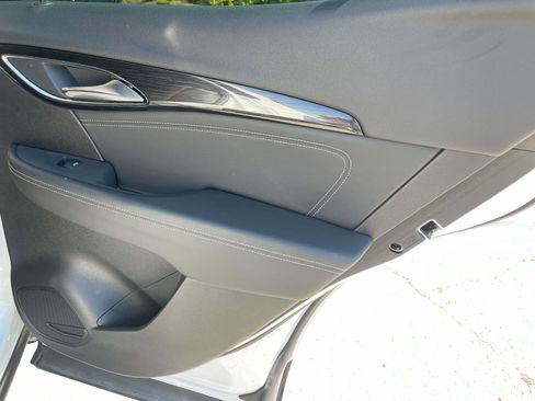 Certified 2022 Buick Envision Essence w/ Sport Touring Package FWD image 31
