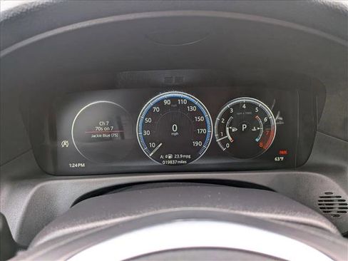 Used 2019 Jaguar XF Prestige image 12