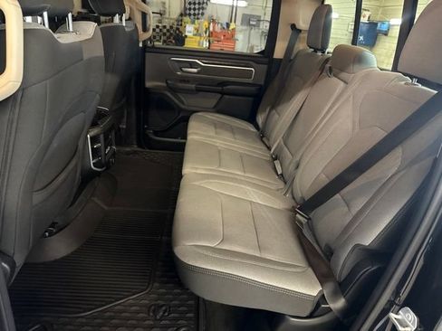 Used 2020 RAM 1500 Big Horn AWD/4WD image 23