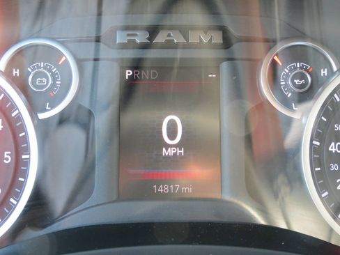 Used 2026 RAM 2500 Big Horn AWD/4WD image 13