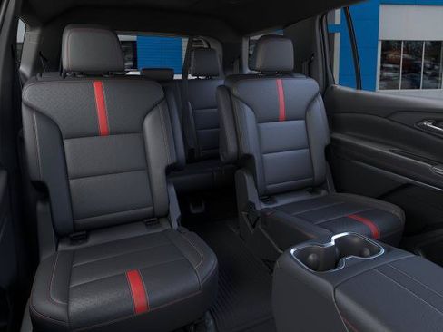New 2026 Chevrolet Traverse RS w/ LPO, Floor Liner Package FWD image 55