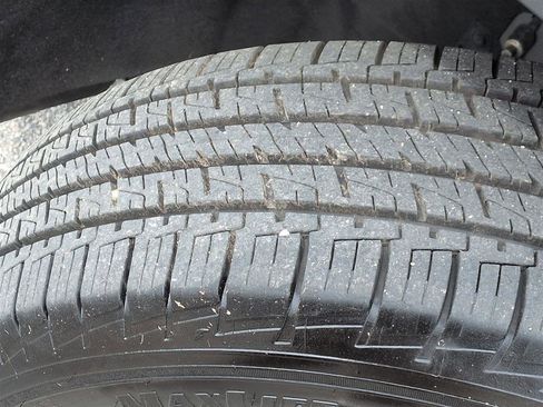 Used 2019 GMC Acadia SLE w/ Driver Alert Package I image 11