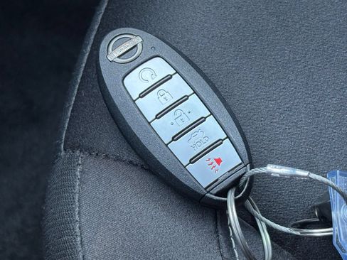 Used 2025 Nissan Altima 2.5 SV FWD image 24