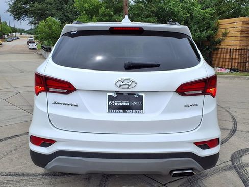 Used 2018 Hyundai Santa Fe Sport w/ 2.4L Value Package 02 FWD image 4