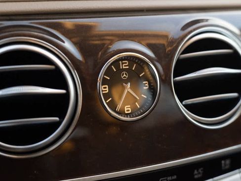 Used 2019 Mercedes-Benz S 560 4MATIC Sedan image 42