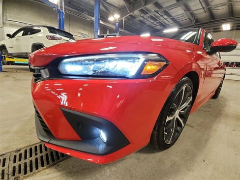 Used 2024 Honda Civic Touring image 29