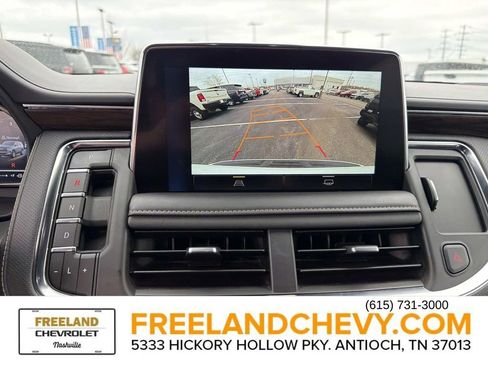 Used 2023 Chevrolet Suburban Premier image 36