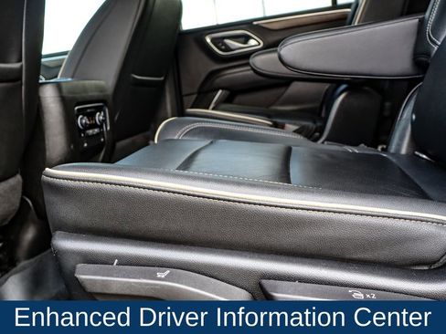 Used 2022 Chevrolet Suburban Premier image 13