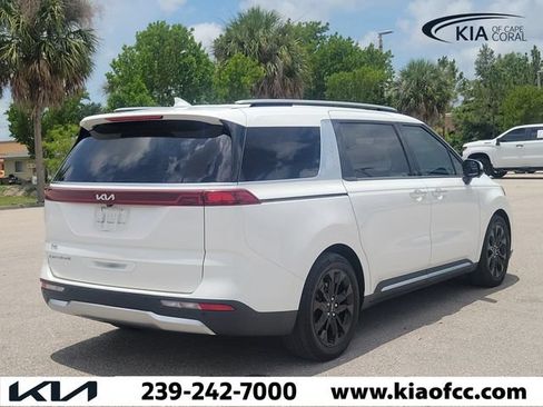 Used 2022 Kia Carnival SX Prestige FWD image 6