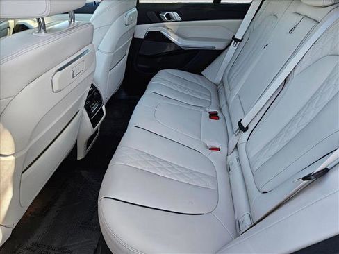 New 2026 BMW X5 xDrive40i w/ M Sport Package image 17