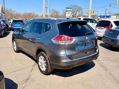 Used 2016 Nissan Rogue SV w/ SV Premium Package image 6