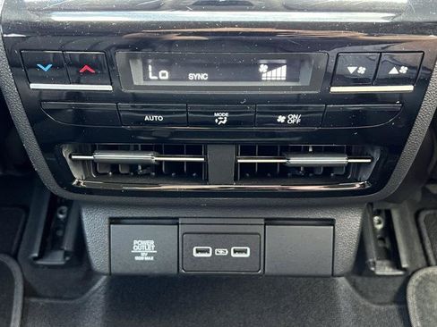 Used 2024 Acura MDX FWD image 47