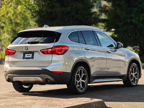 Used 2017 BMW X1 xDrive28i AWD/4WD image 12
