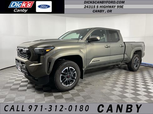Used 2025 Toyota Tacoma TRD Sport image 1