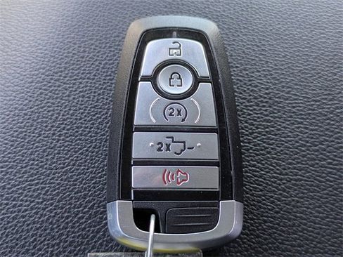 Certified 2022 Ford F150 XLT w/ Equipment Group 302A High image 29