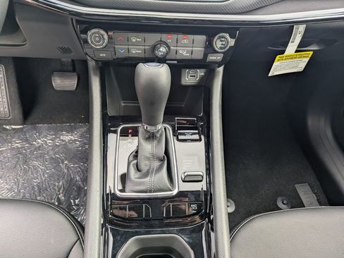 New 2026 Jeep Compass Latitude image 15