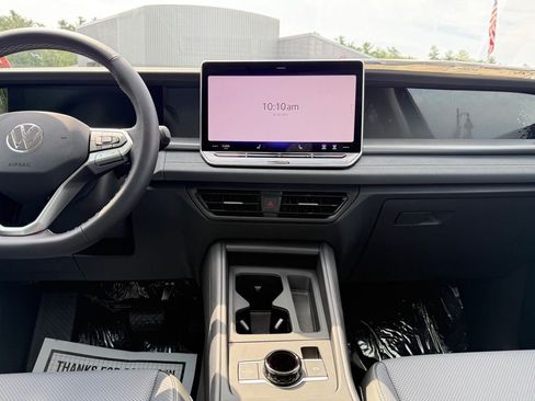 New 2026 Volkswagen Tiguan SE AWD/4WD image 34
