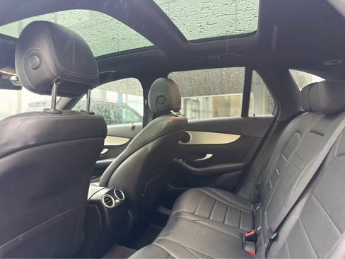 Used 2022 Mercedes-Benz GLC 300 image 7