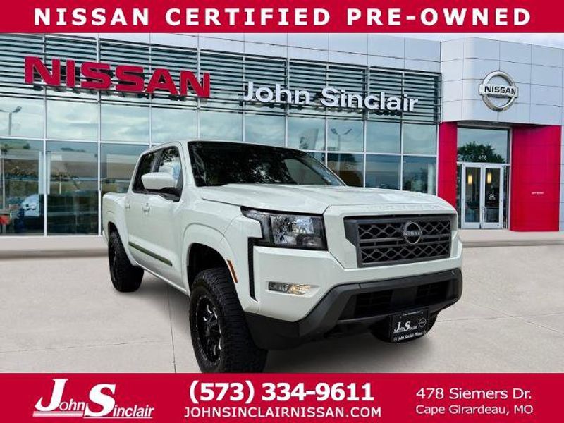 Certified 2022 Nissan Frontier SV image 1