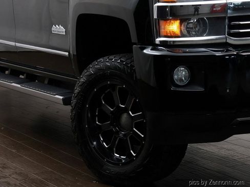 Used 2015 Chevrolet Silverado 2500 High Country w/ Duramax Plus Package AWD/4WD image 3
