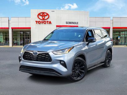 Used 2022 Toyota Highlander Limited