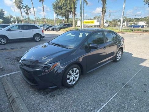 Used 2025 Toyota Corolla LE w/ Convenience Package FWD image 2