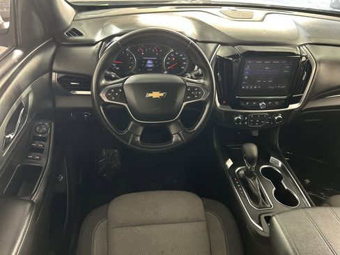 Used 2023 Chevrolet Traverse LT AWD/4WD image 21