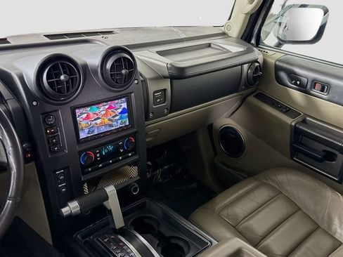 Used 2003 HUMMER H2 w/ Preferred Equipment Group AWD/4WD image 22