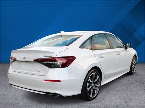 Certified 2025 Honda Civic Sport Touring image 9