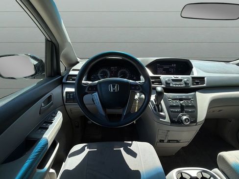 Used 2012 Honda Odyssey EX image 12