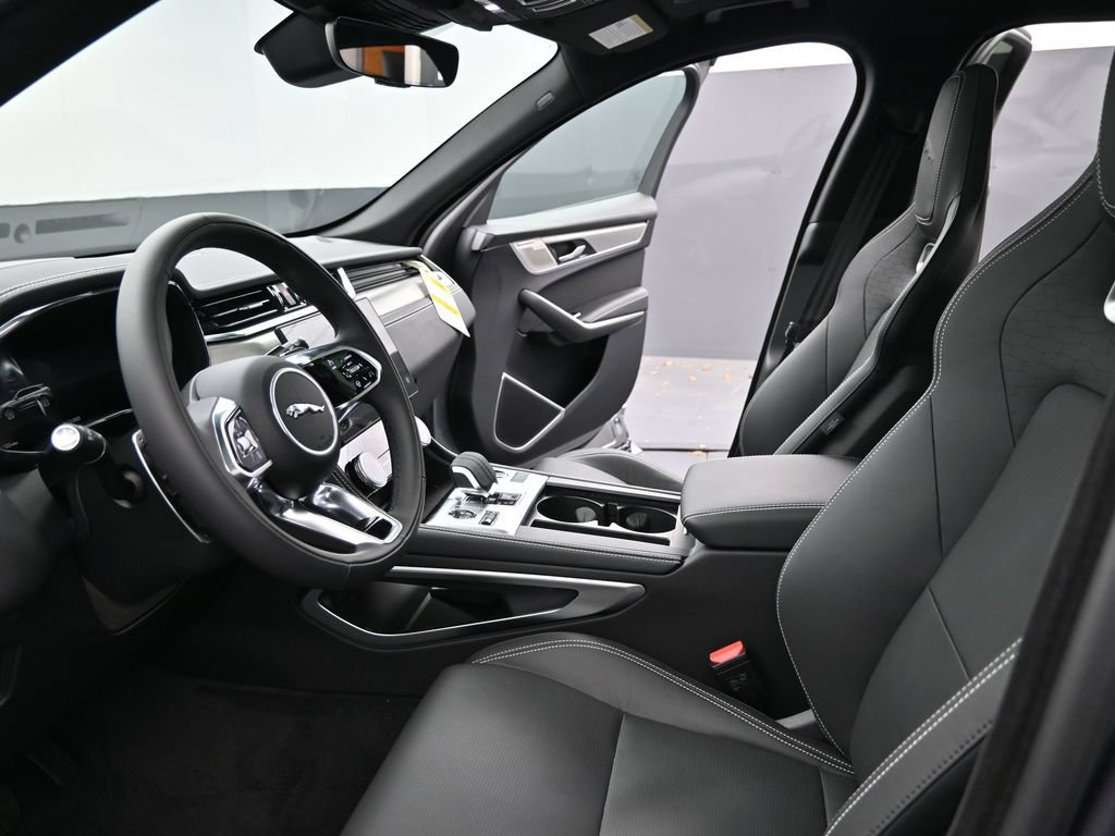 New 2026 Jaguar F-PACE R-Dynamic S AWD/4WD image 21